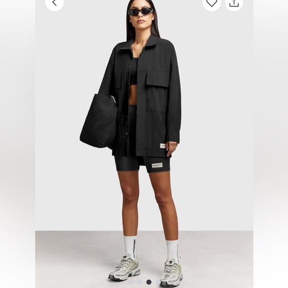 THE GIVING MOVEMENT SHACKET SIZE M - Picture 4 of 16